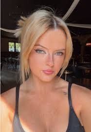 Emily Coldrick's Instagram, Twitter & Facebook