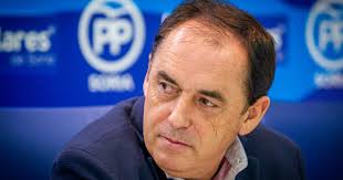 Política: Benito Serrano tilda de «teatro y engaño» los últimos cinco días  de Pedro Sánchez