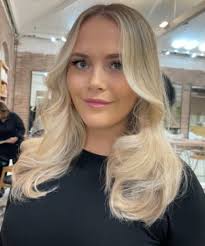 Embracing AI: Transforming MedTech in 2024