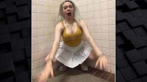 Billie Eilish thicc - UPSKIRT.TV