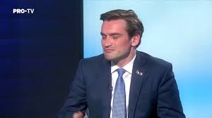 There is no border between photography and poetry. Interviu Cu Andrei Baciu VicepreÈ™edintele Comitetului De Vaccinare Cand ScÄƒpÄƒm De MÄƒÈ™ti Youtube