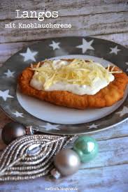 Mellimille Weihnachtsmarktgefuhle In Meiner Kuche Langos Mit Knoblauchcreme Knoblauchcreme Langos Rezept Rezepte
