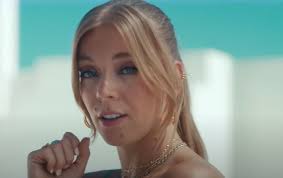 Becky Hill releases brand new single "Run" (with Galantis) • Pop Scoop