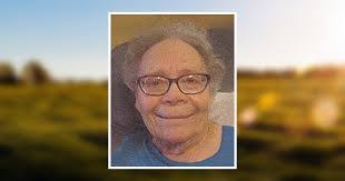 Sally Goetz's Instagram, Twitter & Facebook