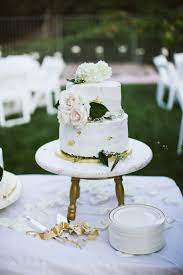 Wedding Cake Costs Servings Delivery Info 2021 Prices Avg Wedding Cake Cost Wedding Cake Prices Wedding Cakes