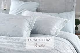 Ürün hiç kullanılmamıştır, sıfır ayarındadır, sadece kutusundan çıkarılmıştır. Karaca Home Miranda Su Yesili Yatak Ortusu Seti Karaca