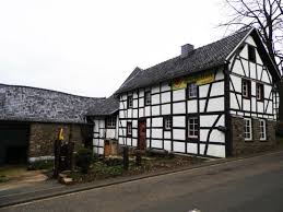 Nutze jetzt die einfache immobiliensuche! Haus Zum Verkauf 53947 Nettersheim Bouderath Mapio Net