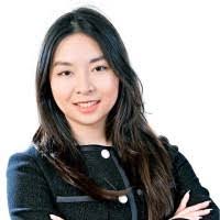 Linh Quach's Instagram, Twitter & Facebook