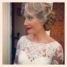 Vintage Wedding Hair And Vintage Makeup With Birdcage Veil Hair And Makeup By Bethany Jane Davies Http Vintage Wedding Hair Short Wedding Hair Veil Hairstyles