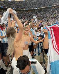 Topless argentinian fan