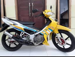 Modifikasi satria fu, modifikasi satria klasik, modifikasi satria fu 150, modifikasi satria fu injeksi, modifikasi satria gaya keren, modifikasi modifikasi toyota soluna, modifikasi tabel database, modifikasi thunder 125 cafe racer, tips dan cara modifikasi motor shogun 125 keren 2016 via. Restorasi Suzuki Satria Ru120r My2004 Hiu Dari Banyuwangi Tmcblog Com