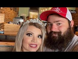 Can I get some prayers for Gentry & Sons Trucking!!! 🙏 🙏