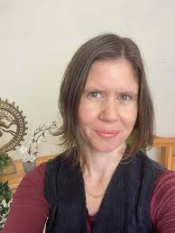 🌸Q : How can I do Yoga when I know nothing about your Yoga? I do not even  know what to do. Sri Aurobindo : There are two ways of doing Yoga,