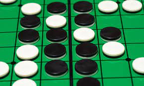 Live opponents, game rooms, rankings, extensive stats, user profiles, contact lists, private messaging, game records, support for mobile devices. A Researcher In Japan Designed An Ai Program For Othello That Always Loses To Human Players Daily Mail Online