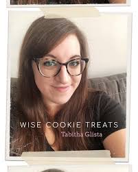 🌟 Let's talk luxury cookies! 🦉 • 🌟If you're new here, WELCOME! Hi! I'm Tabitha,  head cookier here at Wise Cookie Treats. I create luxury cookies for  brands, celebrities and events in #