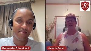 Lisa Baddeley's Instagram, Twitter & Facebook