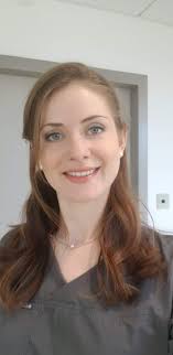 Its been 10 years since I graduated from a dental school! 💥💗💥💗I swore  an oath promising a life long commitment to learning and acting in the  interest of our patients and now