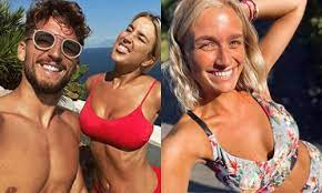 Il racconto di kat kerkhofs, la fidanzata del calciatore dries mertens. Kat Kerkhofs En Dries Mertens Genieten In Zwembad Julie Vermeire Straalt In Bikini En Wendy Van Wanten Deelt Sexy Plaatje Foto S Zita