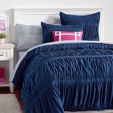 The pottery barn modern kids and pottery barn modern teen collections feature furniture, bedding, wall art, rugs, lighting and decorative accessories in distinctly new modern design styles providing parents, children and teens with more diverse choices to reflect their personal style. Pottery Barn Dorm Other Pb Dorm Bedding Poshmark