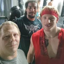 Dustin Mahan's Instagram, Twitter & Facebook