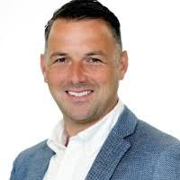 30+ "Derek Hayden" profiles