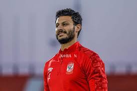 وتابع التقرير البرازيلي الشناوي يحمي عرين الأهلي الذي يعد أكثر الفرق تتويجا بالألقاب في تاريخ أفريقيا كما كان سببا في حصد الأهلي المركز الثالث بكأس العالم للأندية بعد تصديه لركلتي جزاء في مباراة بالميراس. Ø§Ù„Ø´Ù†Ø§ÙˆÙŠ Ø§Ù„Ø£Ù‡Ù„ÙŠ Ø³ÙˆÙ ÙŠØºÙ„Ù‚ Ù…Ù„Ù Ø¨Ø·ÙˆÙ„Ø© Ø¯ÙˆØ±ÙŠ Ø£Ø¨Ø·Ø§Ù„ Ø£ÙØ±ÙŠÙ‚ÙŠØ§ Ù…ÙˆÙ‚Ø¹ ÙƒÙˆØ±Ø© Ø£ÙˆÙ†
