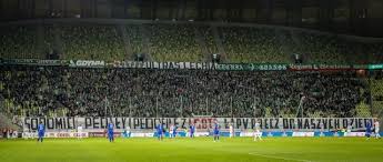 Best ⭐lechia gdansk vs wisla plock⭐ tips and odds guaranteed.️ read full match preview of this club friendlies game. Skandaliczny Transparent Na Stadionie Podczas Meczu Lechii Gdansk Z Wisla Plock 11 03 Czy Miasto Powinno Cofnac Dotacje Na Lechie Dziennik Baltycki