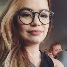 Mayra Benavides (@mabm1907)