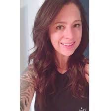 Amy Wareham's Instagram, Twitter & Facebook