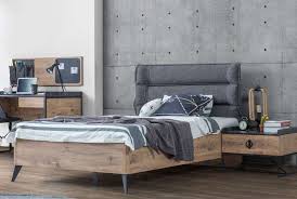 Yatak, baza, başlık takımı ile yatak odanızın uyku köşesini hazırlayın. Loft Genc Odasi Rosso Home Mobilya