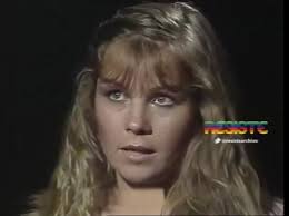 ALUMNA VIVIANA SCHMIDT...¡PASE AL FRENTE! Sí...ya sé; tendría que haber  puesto "Bibi Schmidt" en el título, pero ya se sabe que en el registro de  los colegios, los alumnos figuran con su