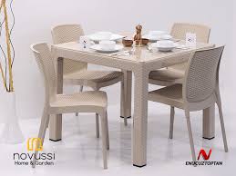 Violet 90x150 rattan plastik trend lüx camlı masa takımı 6 sandalyeli kahverengi. Novussi Rattan Camli Kare Masa 4 Adet Sunny Sandalye
