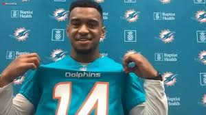 In 2021, tagovailoa will earn a base salary of $780,000 and a roster bonus of $1,206,156, while carrying a cap hit of $6,880,781 and a dead cap value of $24,770,813. Miami Dolphins Tua Tagovailoa Thrilled To Learn From Ryan Fitzpatrick South Florida Sun Sentinel