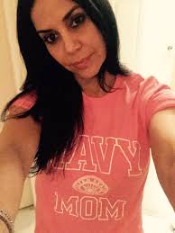 Esther Barr (@EstherBarr18)