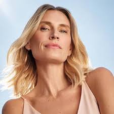 Amazon.com: Yves Rocher Comme Une Evidence Eau de Parfum, perfume francés  en espray para mujer, 1.6 onzas líquidas : Belleza y Cuidado Personal