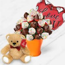 If you would prefer to give a different style of gift for a couple's third anniversary, you could consider giving the gift of sunflowers. 50 Amazing 3 Year Anniversary Gift Ideas For Him Edible Blog