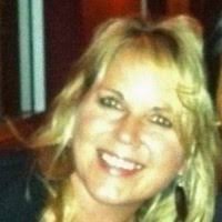 Heidi Mullane's Instagram, Twitter & Facebook