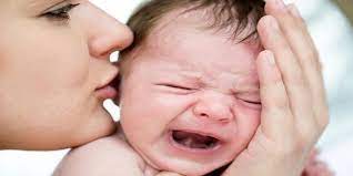 Penanganan bayi lahir tidak menangis dilakukan setelah bayi lahir dan dibersihkan. Bayi Menangis Tanpa Sebab Bagaimana Cara Untuk Tenangkannya Theasianparent Malaysia