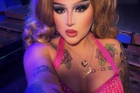 Luna Karr (@thelunakarr) • Instagram photos and videos