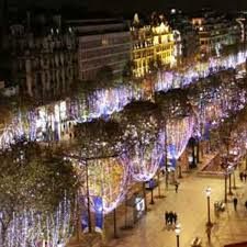 L'ouverture des magasins le dimanche à paris est à nouveau à l'agenda du gouvernement. Quelles Boutiques Seront Ouvertes Les Dimanches De Decembre Femme Actuelle Le Mag