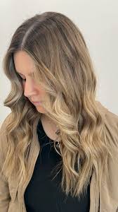 Brightening up this beauty with a yummy lived in look , #utah #utahhair  #utahblonde #utahcosmetology #utahstylist #utahhairstylist #utahhairsalon  #daviscounty #daviscountyutah #daviscountyhair ...