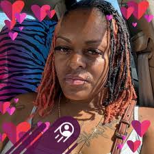 Makia Thomas's Instagram, Twitter & Facebook