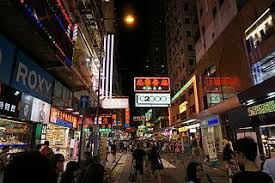 travel night market in mong kok kowloon hong kong 跨年就到離台灣 最近的不夜城香港逛旺角夜市吃生龍清湯腩 每一天都是新的練習題