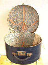 Vintage Large French Hat Box Travel Case 1920s Millinery Judithm Hats By Mavis Vintage Hat Boxes Hat Boxes Hat Box