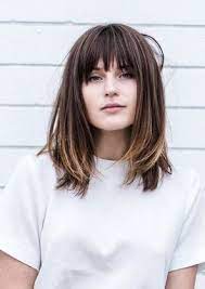 Medium length hairstyles for women completed with bangs are a perfect fit for the ladies who want to conceal a big forehead. Lob With Choppy Bangs Medium Length Hair With Bangs Medium Hair Styles Hair Styles