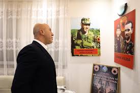 Ramush Haradinaj | Sonte gjeta ngrohtësinë familjare në Pejë në familjen  atdhetare, Berisha. Së bashku me kolegët; Ali Berisha, Rrustem Berisha,  Lahi... | Instagram