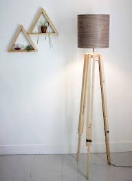 Diy Tripod Floor Lamp Diy Floor Lamp Diy Flooring Diy Tripod