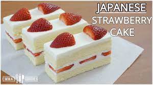 Japanese strawberry shortcake is a layered sponge cake with strawberry and whipped cream filling and frost with whipped cream, and this cake is very famous in japan. Fluffy Japanese Strawberry Shortcake Recipe Japanese Strawberry Cake ã‚¤ãƒã‚´ã®ã‚·ãƒ§ãƒ¼ãƒˆã‚±ãƒ¼ã‚­ Youtube