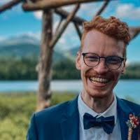 Riley Chapman's Instagram, Twitter & Facebook