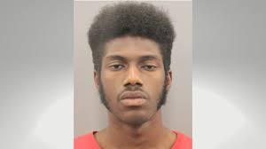 Suspect, 20, arrested in fatal shooting of man outside convenience store in  SW Houston